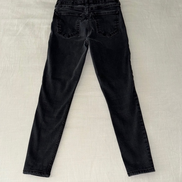 Classic Black Women's Jeans - Picture 7 of 7